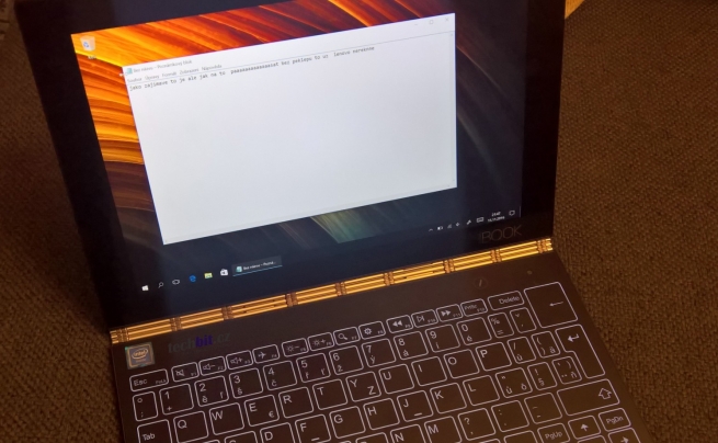 Lenovo Yoga Book